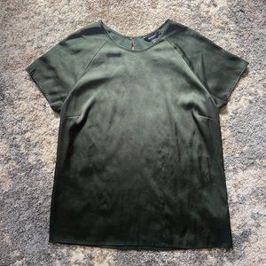 3/$15 Hunter Green Satin T-Shirt